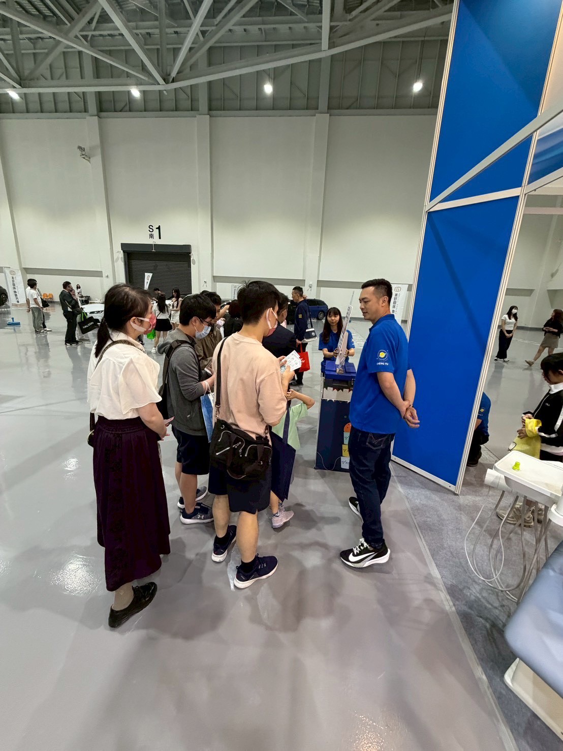 財團法人桃園牙醫師公會115年牙材展活動照片23